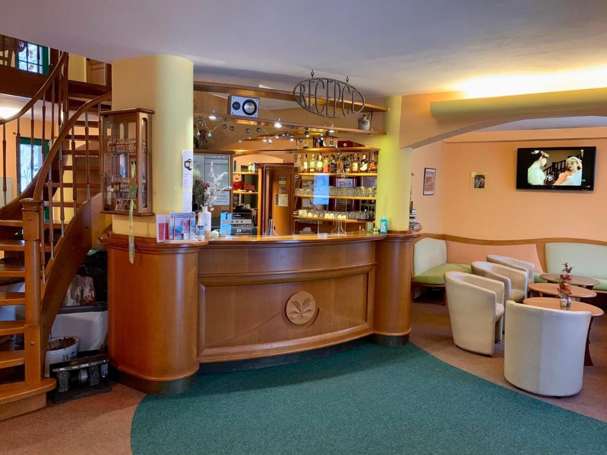 Hotel Loucky Litvínov Dış mekan fotoğraf
