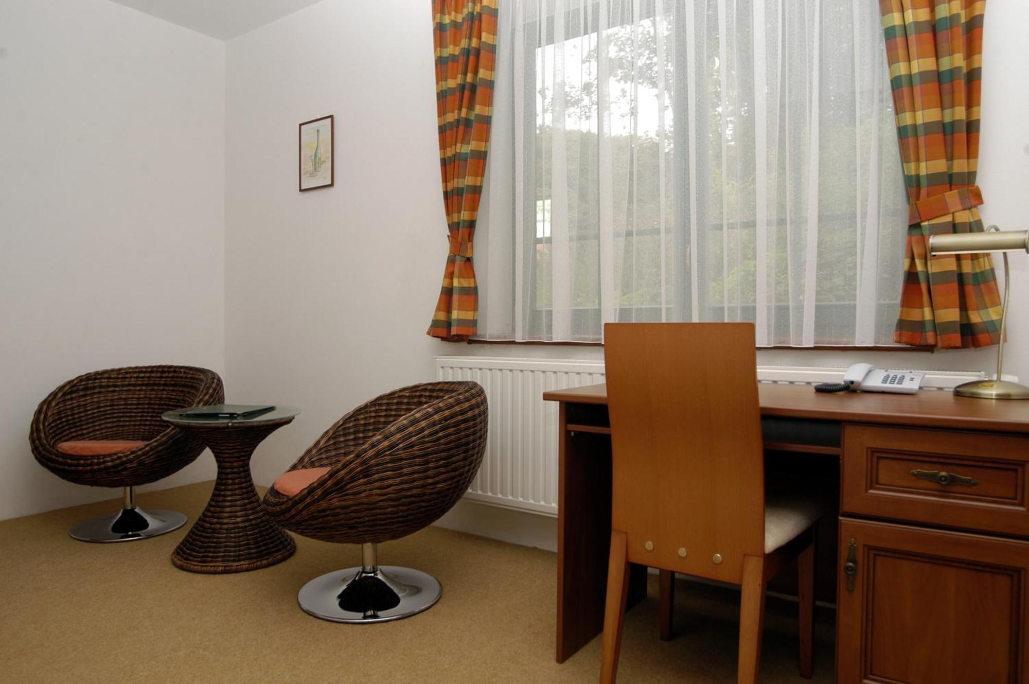 Hotel Loucky Litvínov Dış mekan fotoğraf