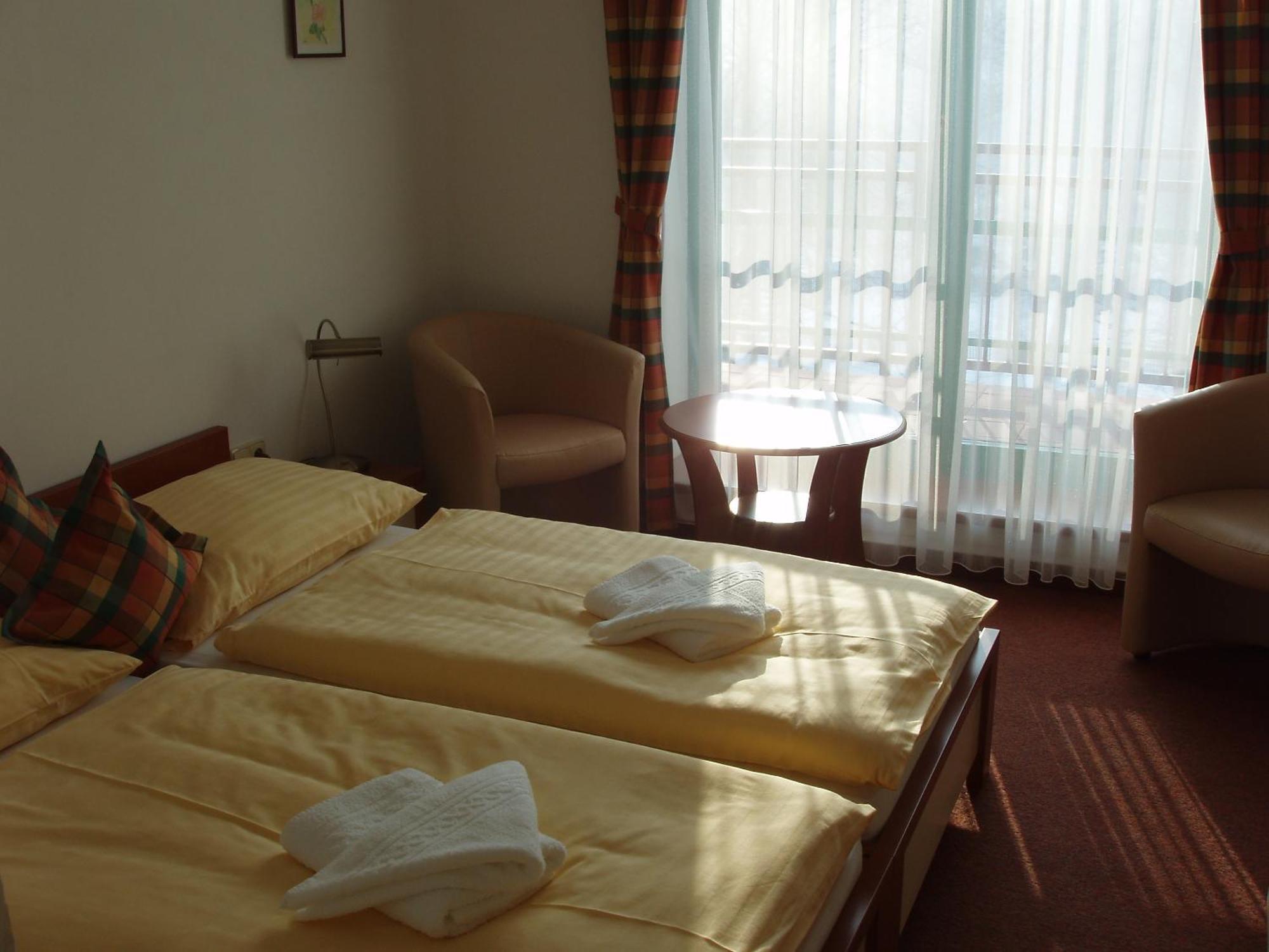 Hotel Loucky Litvínov Dış mekan fotoğraf