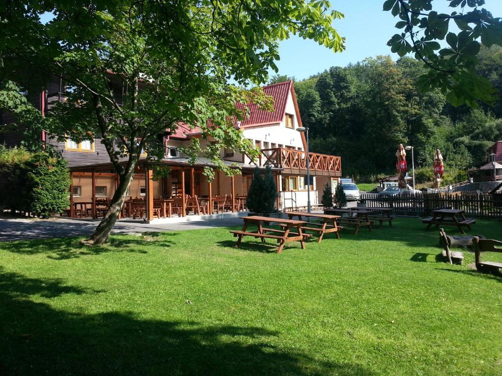 Hotel Loucky Litvínov Dış mekan fotoğraf